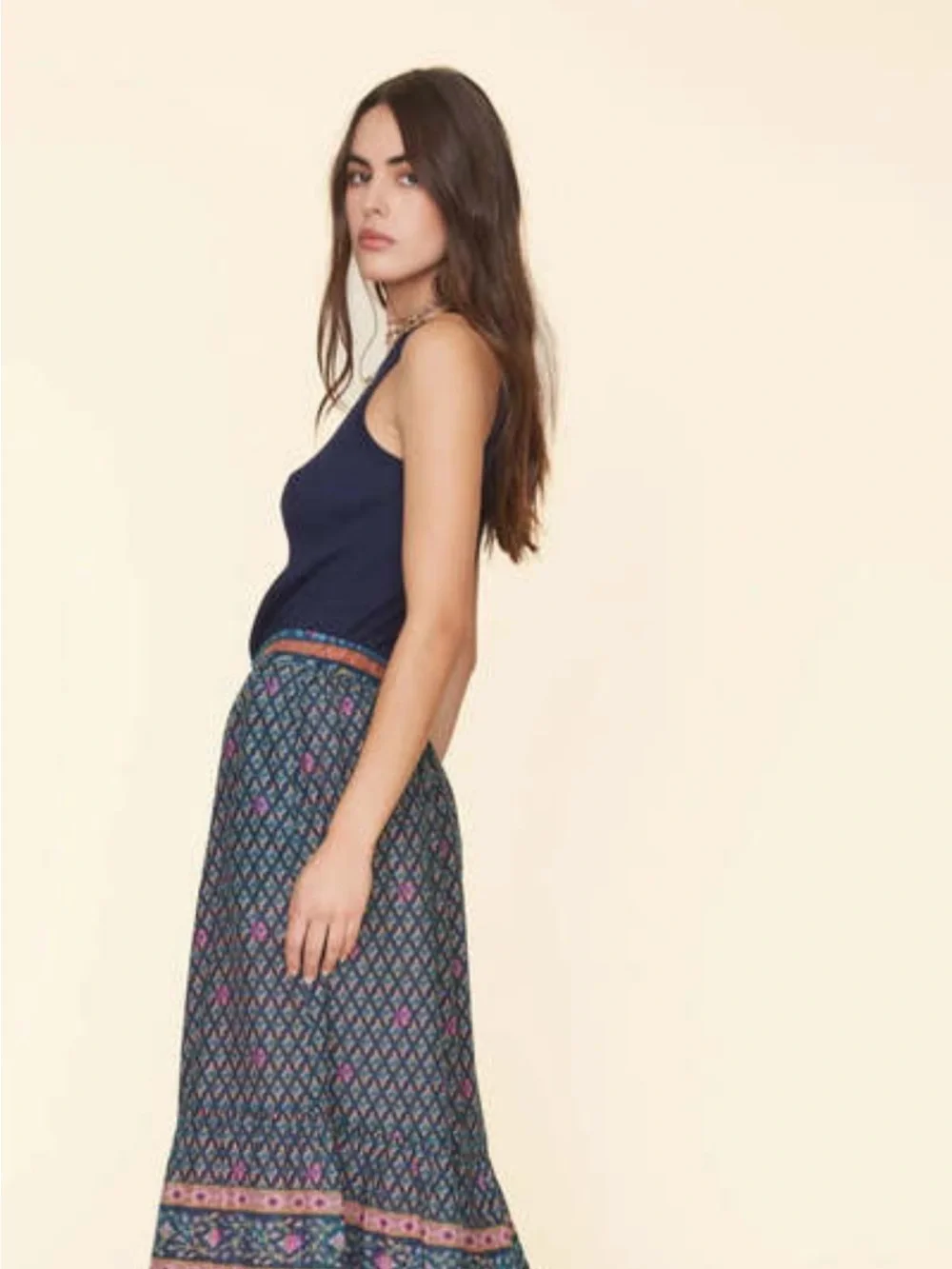 Xirena Taryn Skirt Navy Posey Floral Print Midi Skirt, SZ Small, front buttons